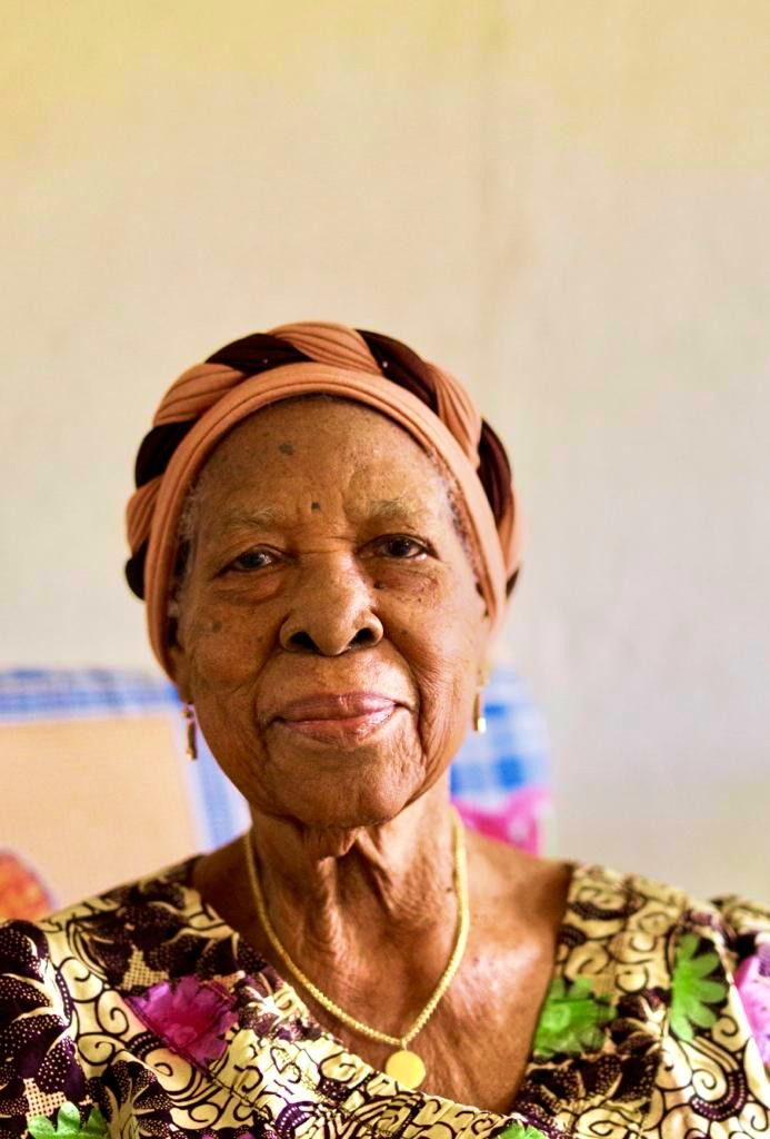 Connection - Elder woman portrait